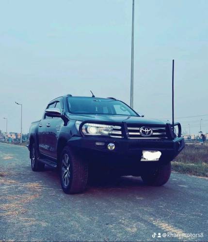 Toyota Hilux 2.8 automatic v revo