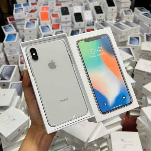 iphone x with complete box 0334-9799035 whatsapp number