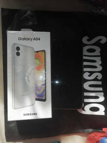 Samsung A04