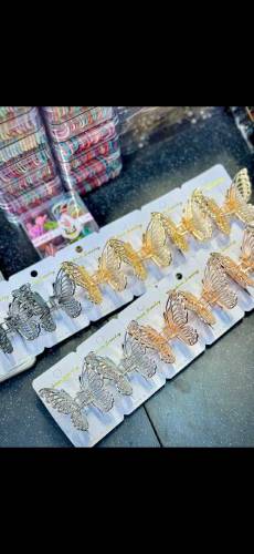 butterfly fancy claws 