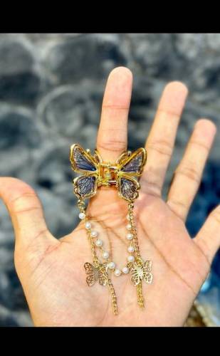butterfly fancy claws 