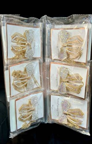 butterfly fancy claws 