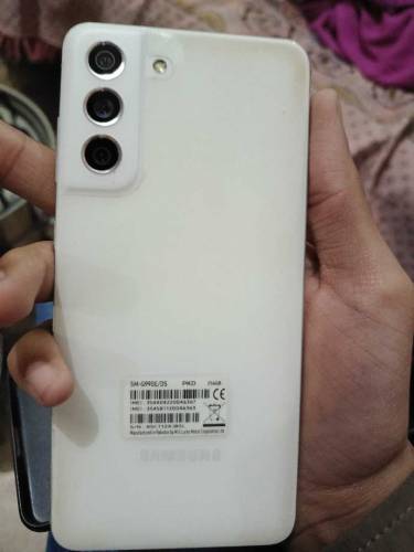 Samsung Galaxy S21 Fe 