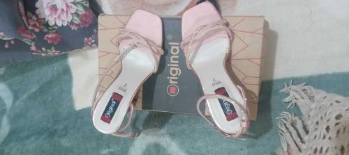 unique styled baby pink sendal