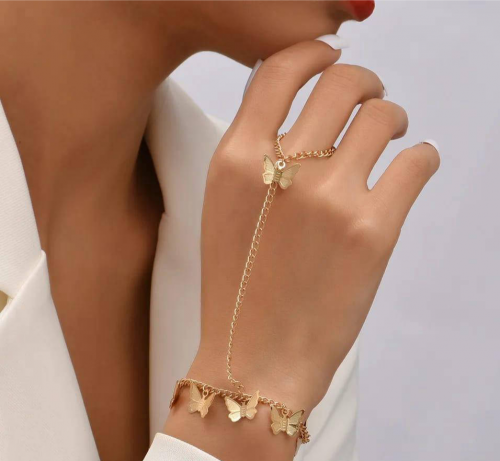1 Pc Alloy Gold Plated Modern Butterfly Charm Bracelet