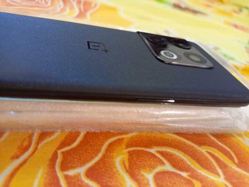 OnePlus 10 Pro