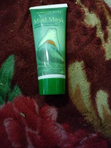 paint base/eyeliner/face Wash /Alvera gel etc.....