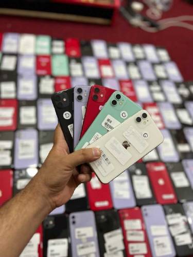 iphone 11 All Colors Available 
