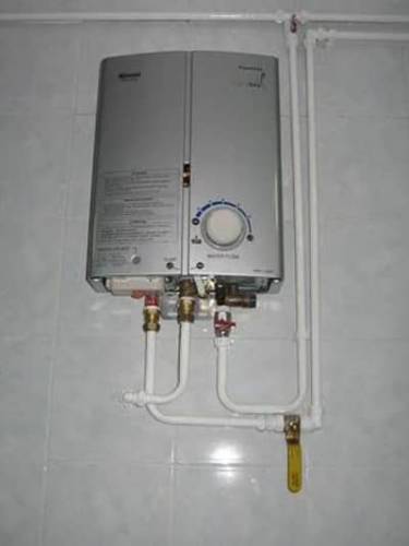 JAPANESE RINNAI WATER GYSER FULL AUTOMATIC GAS USABLE 