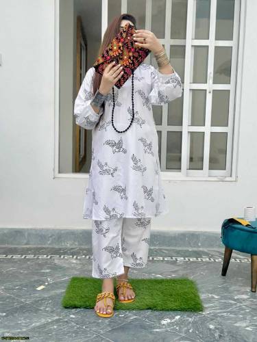 2 PC Women's Stitched Linen Suit 
