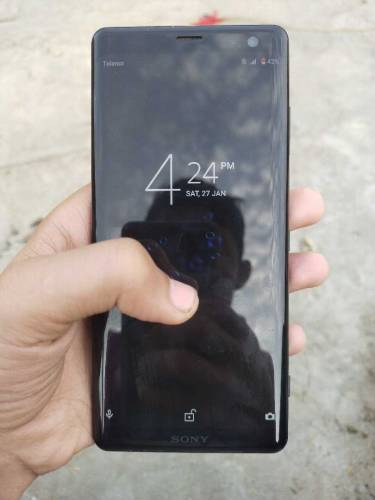 Gaming phone Sony Xperia xz3 high camera quality