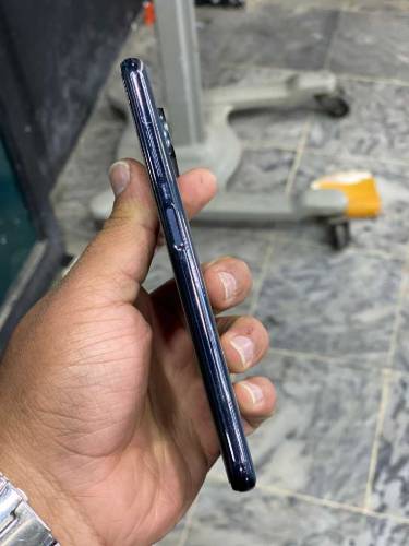i m selling poco x3