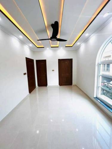 Swimming Pool 5 Marla Spanish House For Sale