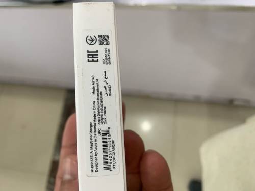 iphon new model fhon best warles charger 100 % original 