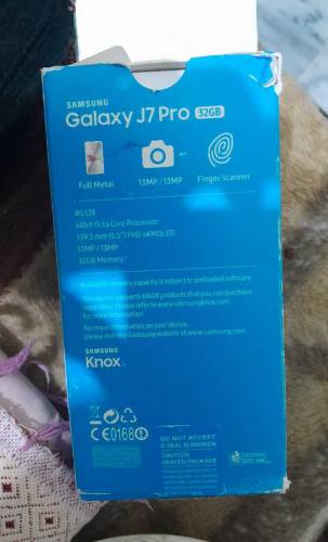 Samsung J7