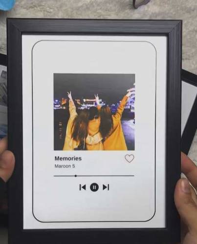 customized photo frame