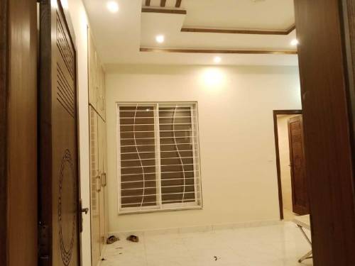 10 marla brand new house is for sale