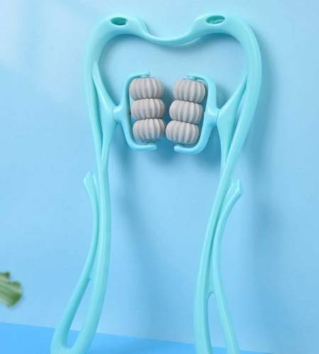Multifunctional Manual Six-wheel Neck Massager Massage Relieve Roller 
