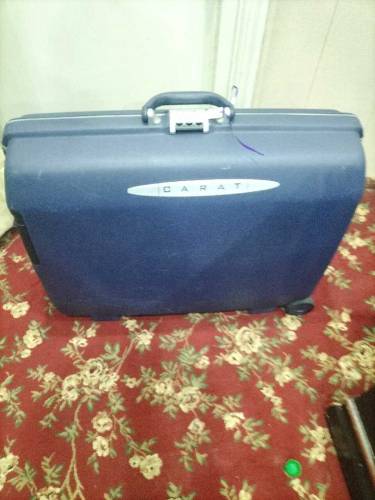samonite pure fiber  suitcase 