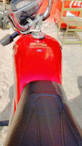 HONDA CD70 2021