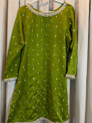 🎀short shirt with garara and organza dupatta🎀 wore only once