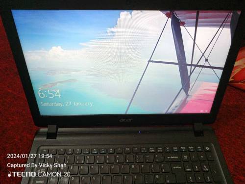 Laptop| Acer Aspire ES-15 Laptop 1Tb Hard 8gb Ram