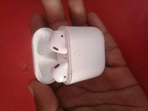 Airpods Urgent Sell I Need money 
