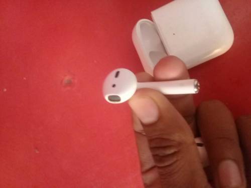Airpods Urgent Sell I Need money 