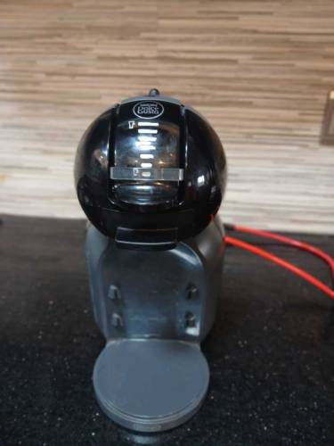 Nescafe Dolce Gusto Coffee Machine 