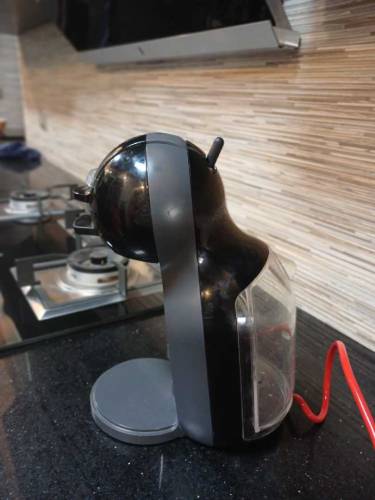 Nescafe Dolce Gusto Coffee Machine 