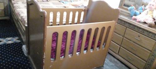 baby cot