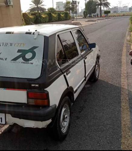 no any work just buy and drive price resinable plz serious buyer conta