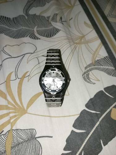 Japanese Men's Watch: Crystal Silver Dial Stainless Steel bracelet