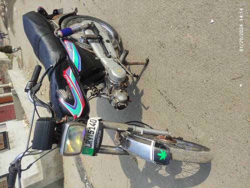 Honda CD 70 Model 2004 in Lush Condition, EveryThings Is Ok,