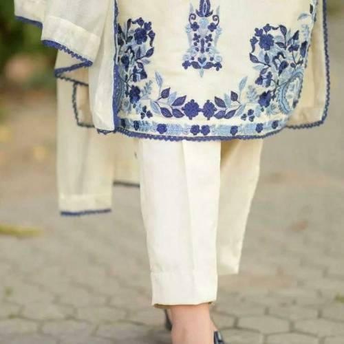 3pc women's stitched Linen Embroidered suit