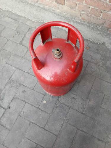 LPG gas clunder weight 14 kilo gas filing 12 kilo