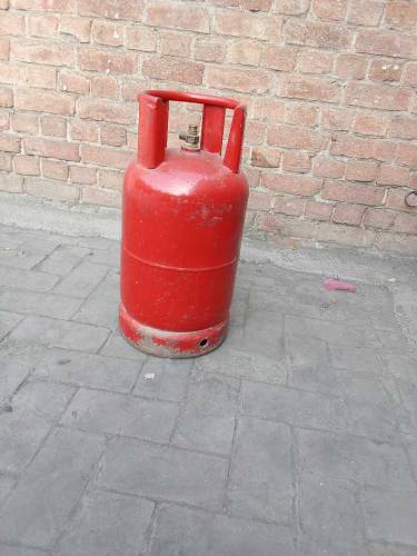 LPG gas clunder weight 14 kilo gas filing 12 kilo