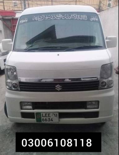 Suzuki every weagon 