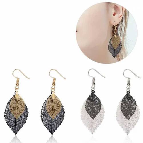 Double leaf dangle earing