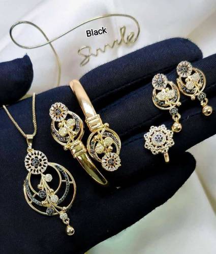Beautiful New Fancy Zircon Set
