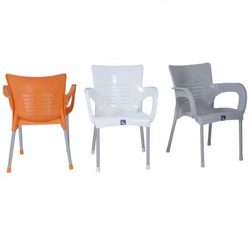 Relaxo Chair With Silver legs Model SAAB SP-206 from the house of SAAB