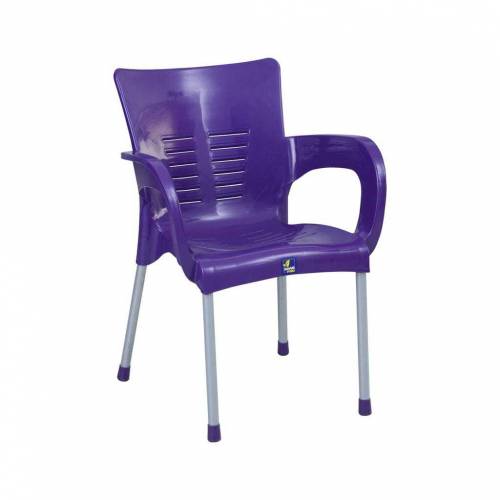 Relaxo Chair With Silver legs Model SAAB SP-206 from the house of SAAB