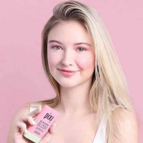 pixi stick Blush on  very easy and long lasting 