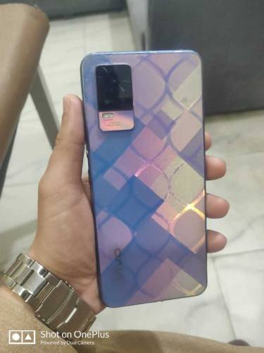 vivo v21e