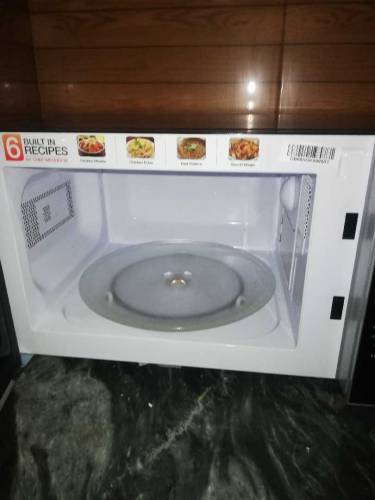Microwave oven 