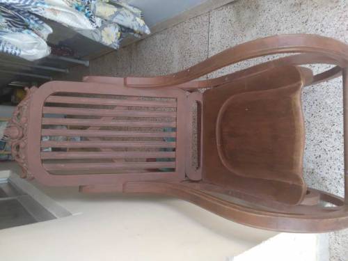 rolling chair