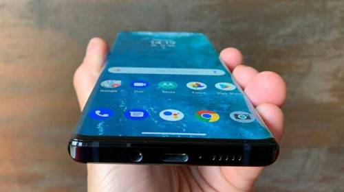 moto edge plus  70