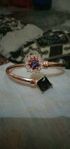 gold plated breslet