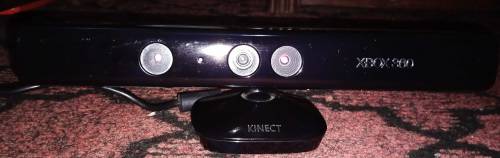 XBOX 360 WITH KINECT AND TWO CONTROLLERS 