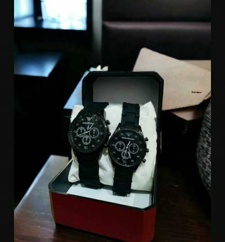 couple casual analogue watches 
